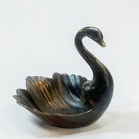 Image 1 of Cygne vide-poche en bronze ancien  vide-poche en bronze forme cygne vintage 