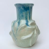 Vase V