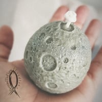 Image 1 of Genesis Glow Moon Candle 4oz