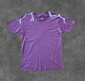 Image of HUSH GRAFITTI  STORM TSHIRT-  Cassis