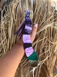 Image 4 of Snake Finger Puppet - Corazón