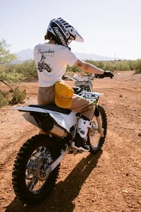 Image 1 of VINTAGE RACER - WOMEN'S BOXY TEE 2