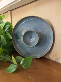 10" Blue Dip Chip Platter with Mottled Trim