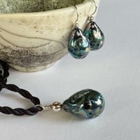 Image 3 of Iris Drops - Earrings and Pendant Set