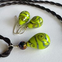 Image 2 of Lime With Lines - Pendant and Earrings Set