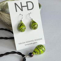 Image 4 of Lime With Lines - Pendant and Earrings Set