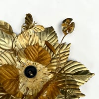 Image 8 of Applique murale fleur en métal doré à la feuille vintage  Applique florentine fleurs  papillons