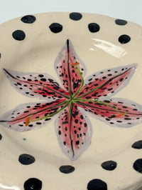 Image 2 of madonna lily polka plate (seconds)