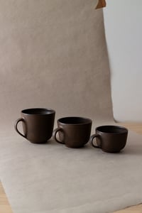 CUPS / 3 SIZES / BROWN