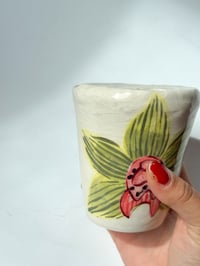 Image 2 of orchid travel mug 3 (seconds)