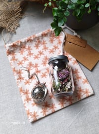 Image 3 of Reusable Gift Bag - Terra Flora