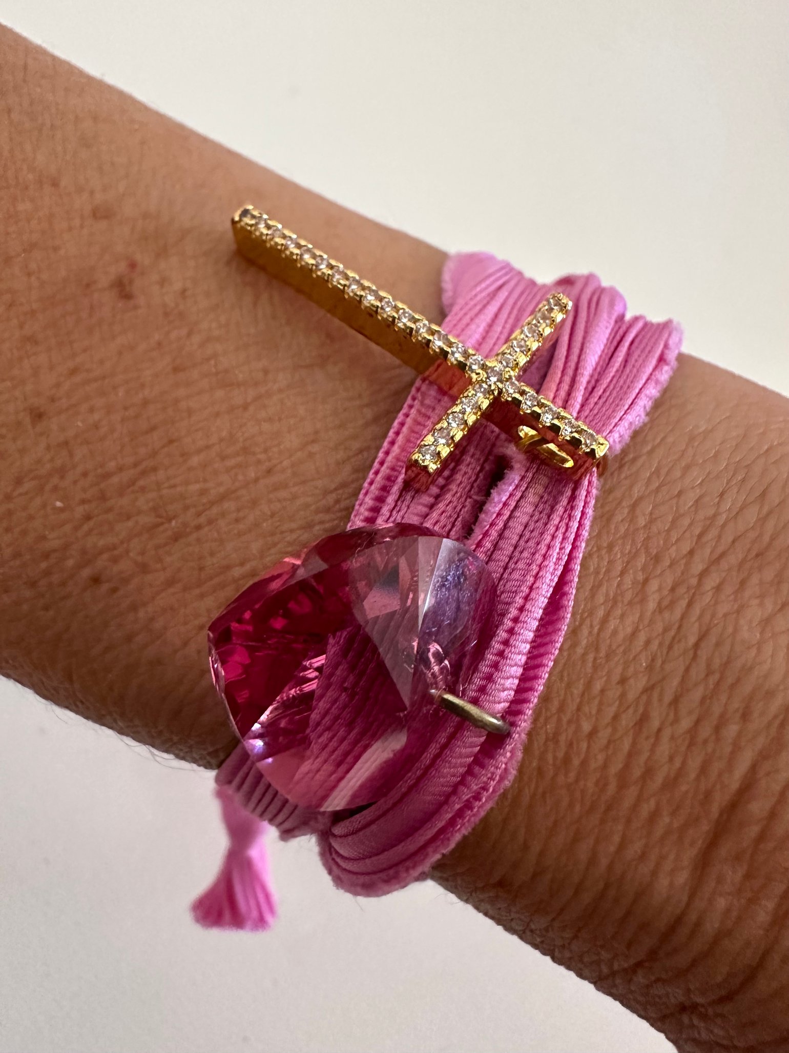 Image of Pulsera de Seda pink heart