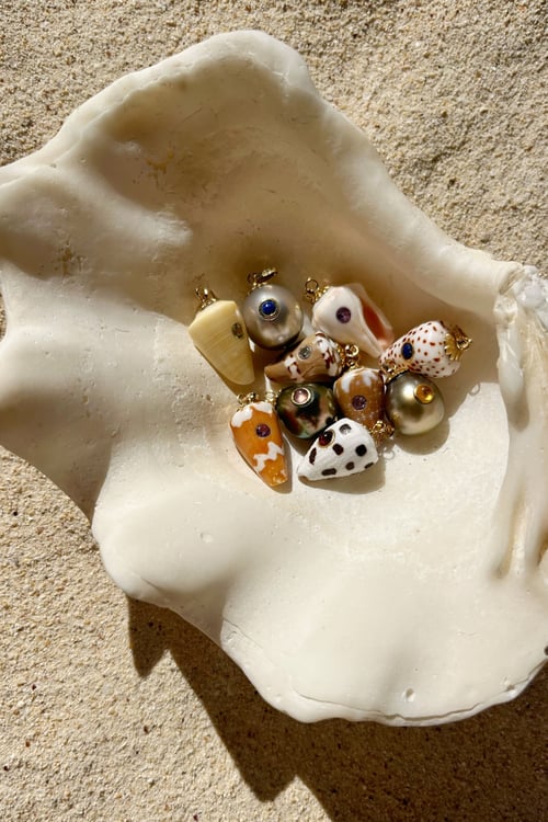 Image of PENDENTIF PU'A