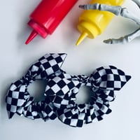 Checkered Scrunchie