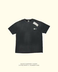 Image 4 of 8 Star Black Sun Fade Tee