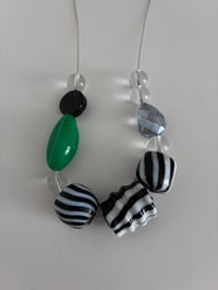 Image 3 of GARGANTILLA  BLACK GREEN CIRCUS