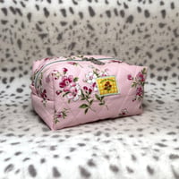 Image 1 of Pink Flowers Handmade Quilted Boxy Bag