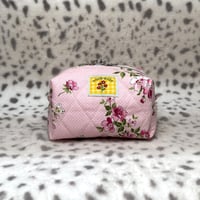 Image 2 of Pink Flowers Handmade Quilted Boxy Bag