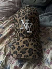 Cheetah New York snap back