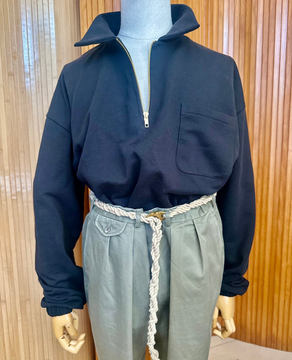 THE AALTO SWEATSHIRT (Black) 