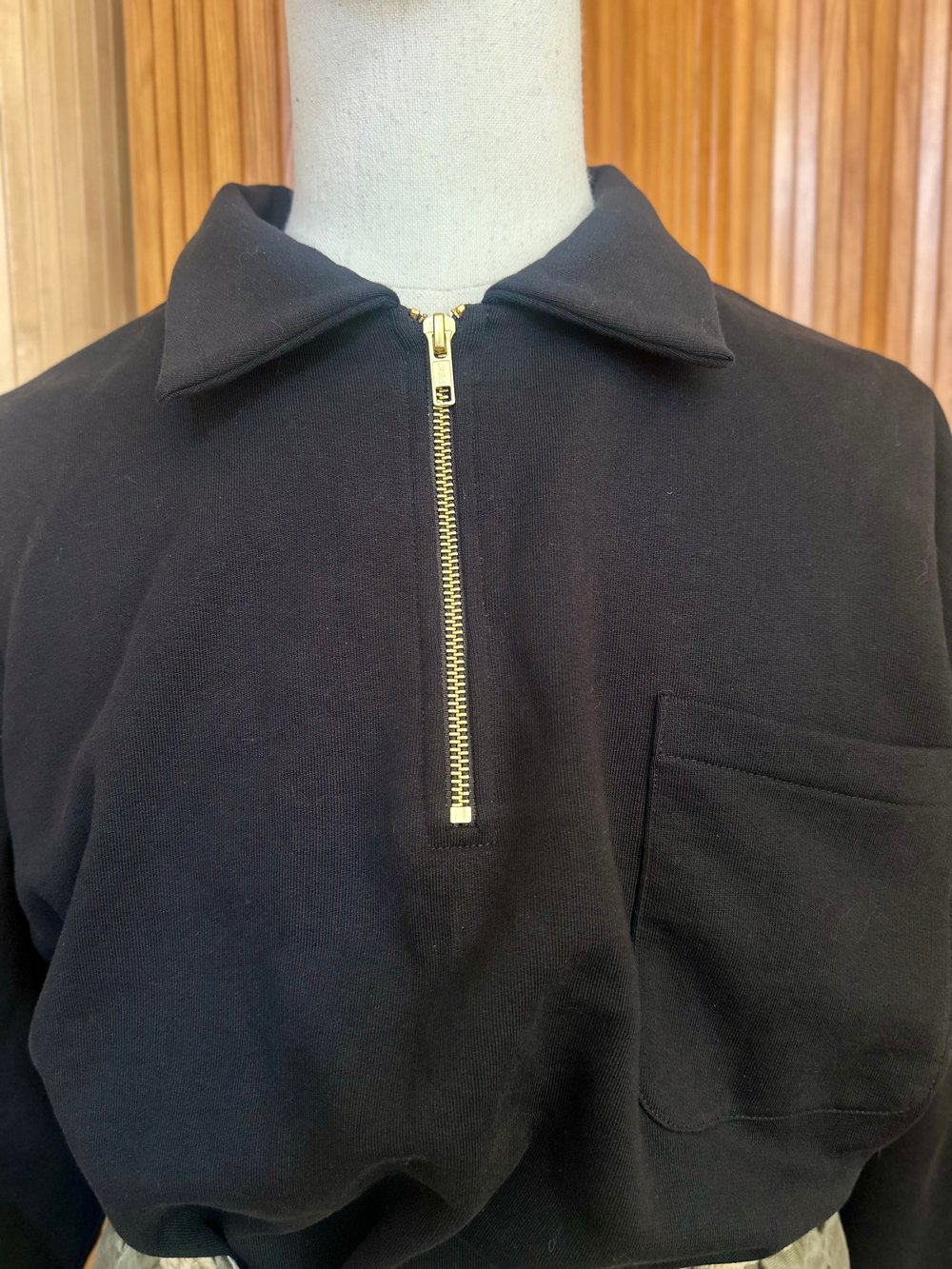 THE AALTO SWEATSHIRT (Black) 