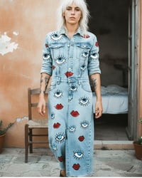 Image 1 of DENIM OVERSIZE KLEID  ✘  HEMD ✘ IBIZA PRINT  ✘ VINTAGE  ✘ UPCYCLED 1
