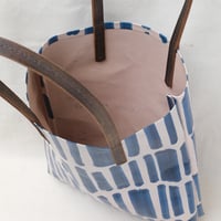 Image 6 of Paint Soft Tote blue and vintage brown