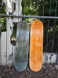 Image 3 of Barb Wire Skateboard (Red-Blue)