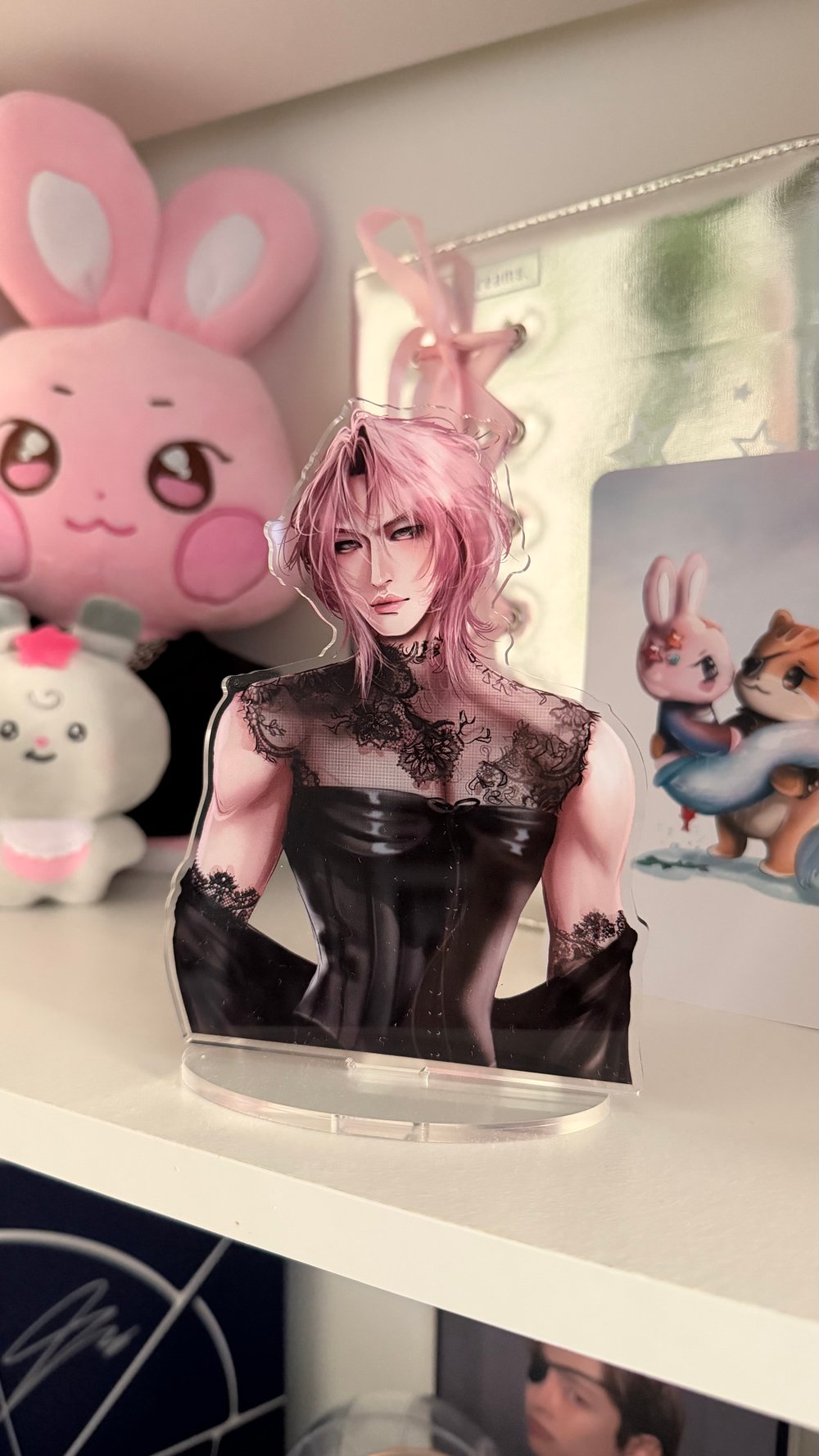 Image of STANDEE 