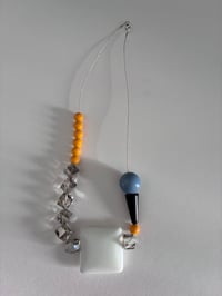 Image 1 of GARGANTILLA WHITE ORANGE