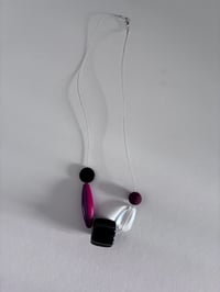 Image 3 of GARGANTILLA RED PURPLE