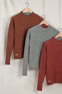 Image 4 of scottish merino wool tweed sweater - terracotta