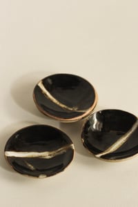 Image 5 of tiny plate