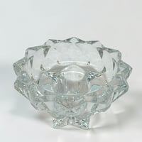 Image 4 of Bougeoirs  en verre cristallin moulé transparent  vintage  - Années  1940 