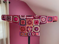Image 4 of 044 - Medium - Granny Square Pink Orange 