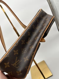 Image 18 of Louis Vuitton Hudson PM Monogram Canvas Shoulder Bag