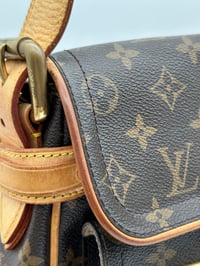 Image 6 of Louis Vuitton Hudson PM Monogram Canvas Shoulder Bag