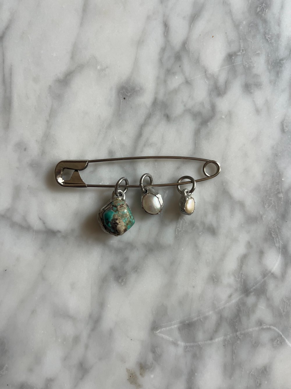 Image of BIG FANCY BROOCH 6.0
