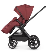 Image 4 of Hunter x Venicci Upline 3 Red Pram