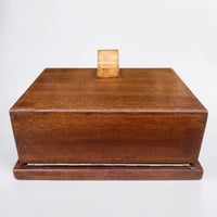 Image 8 of Distributeur de cigarettes en bois vintage années 1930 Boîte à cigarettes Art Déco en bois