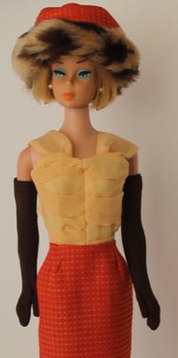 Image 6 of Barbie - "Gold n Glamour" - Reproduction Variation