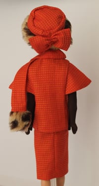 Image 7 of Barbie - "Gold n Glamour" - Reproduction Variation