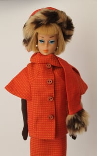Image 4 of Barbie - "Gold n Glamour" - Reproduction Variation