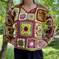 Image 1 of 050 - Medium - Granny Square Lime Raspberry 