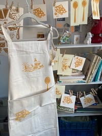 Image 2 of Cheese Apron