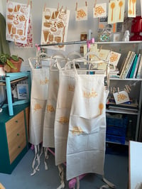 Image 3 of Cheese Apron