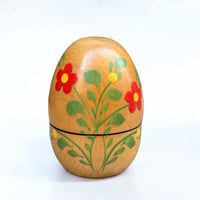 Image 10 of Oeuf de Pâques en bois vintage avec poussin à ressort - art populaire soviétique 1980