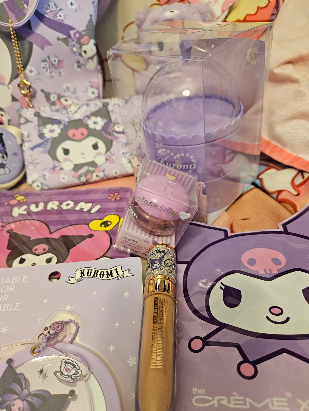 Image of Kuromi Purple Flower Bundle 