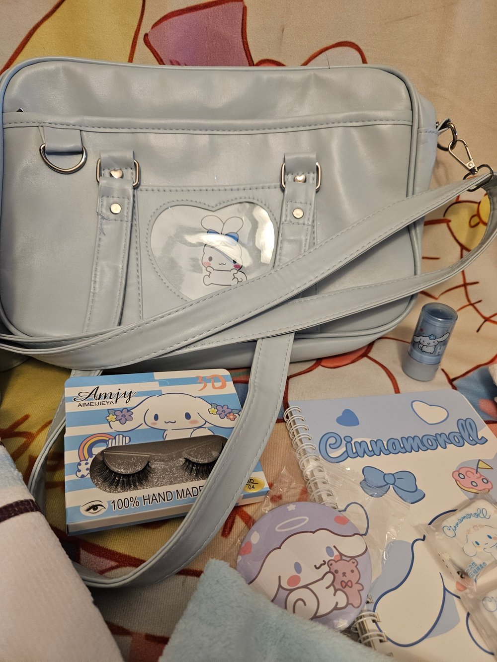 Image of Cinnamoroll Leather Messenger Bag Bundle 