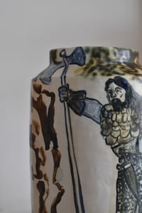 Image 5 of Gawain & The Green Knight Story Vase
